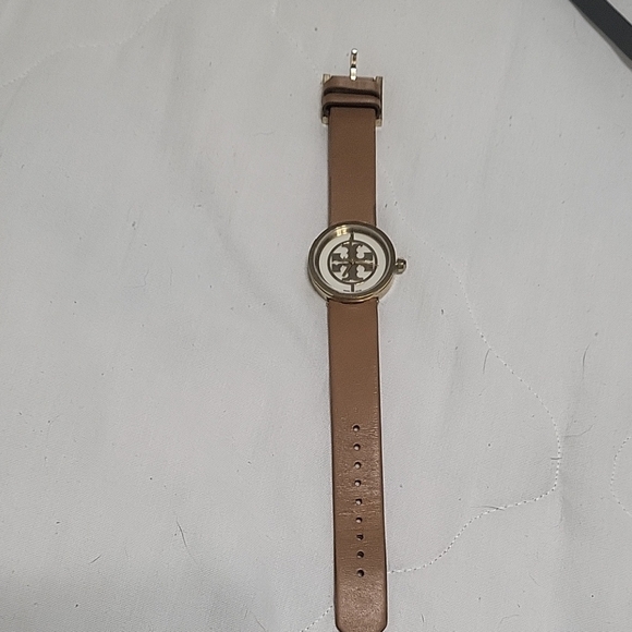 Tory Burch Gold and Tan Women\'s Watch main image 5